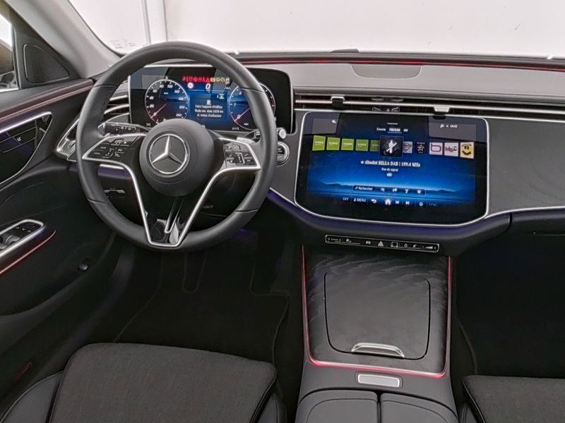 Mercedes-Benz E 220 2025 г. Серый, пробег 19056 км