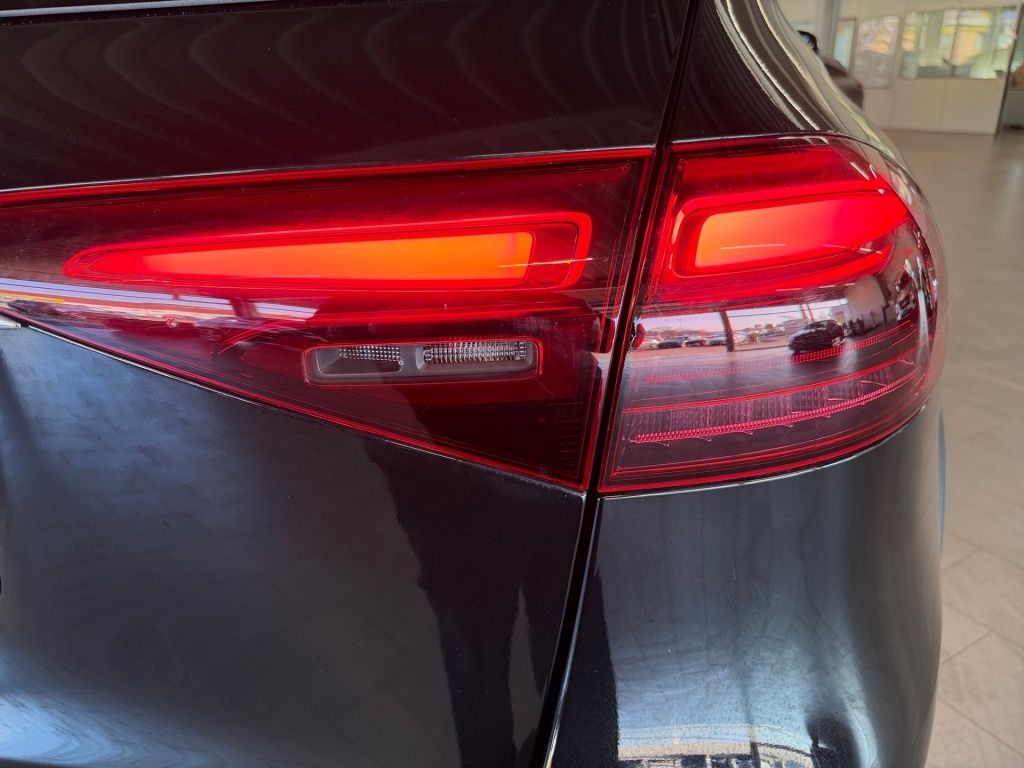 Mercedes-Benz GLE 300 2024 г. Чёрный, пробег 30364 км