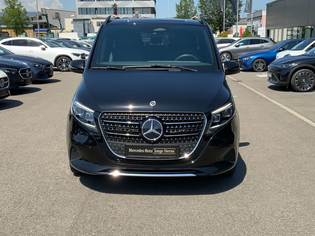 Mercedes-Benz V 250 2025 г. Чёрный, пробег 32800 км