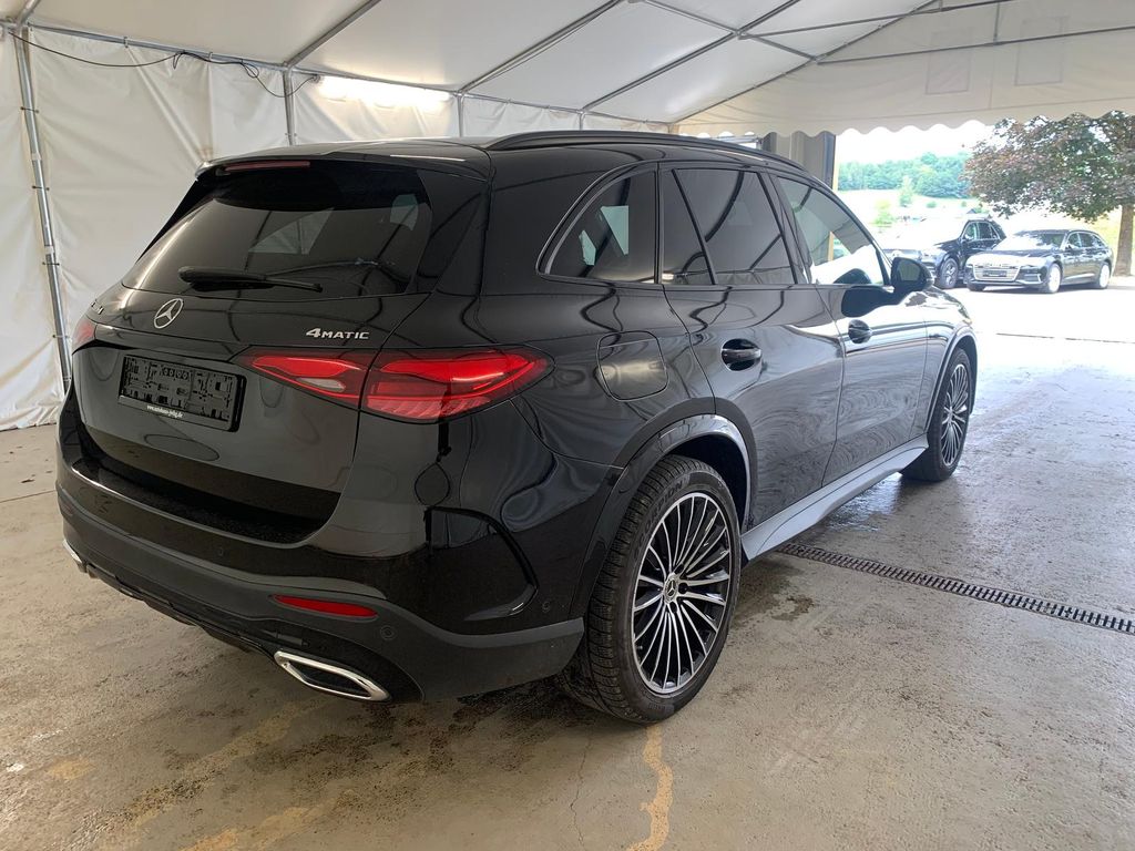 Mercedes-Benz GLC 300 2025 г. Чёрный, пробег 26800 км