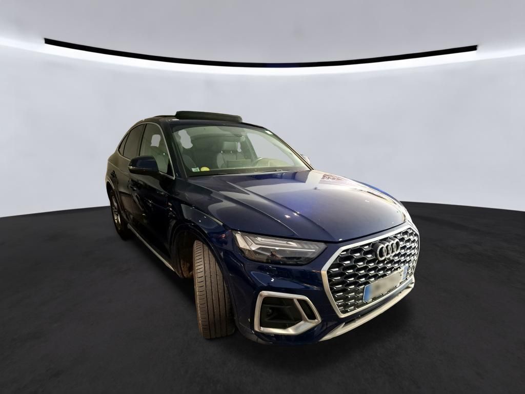 Audi Q5 2023 г. Синий, пробег 57530 км
