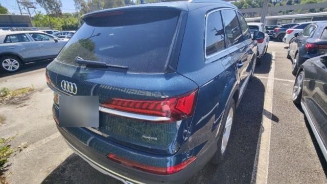 Audi Q7 2022 г. Синий, пробег 8896 км
