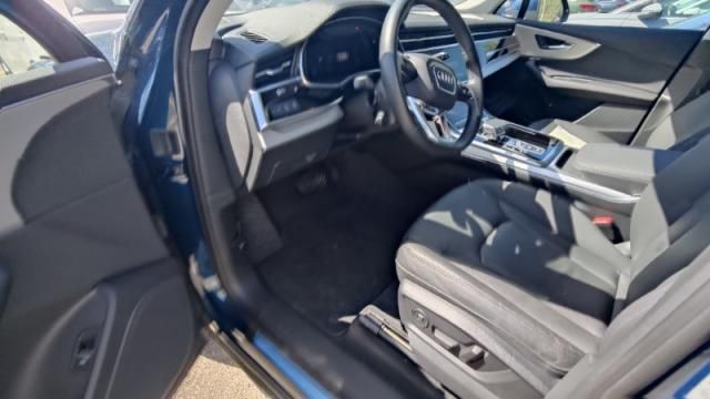 Audi Q7 2022 г. Синий, пробег 8896 км