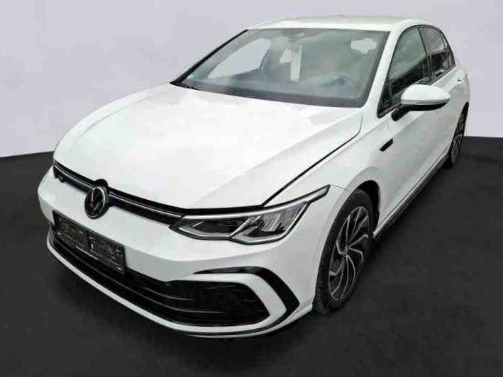 Volkswagen Golf 2024 г. Белый, пробег 20809 км