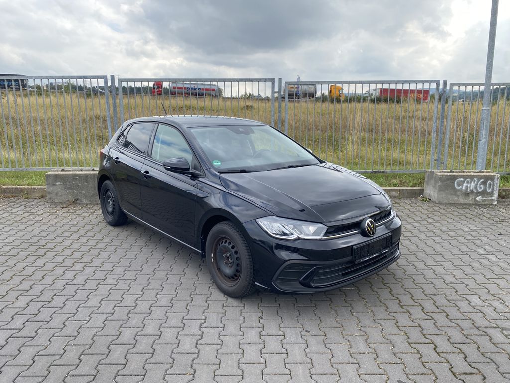 Volkswagen Polo 2023 г. Чёрный, пробег 50500 км