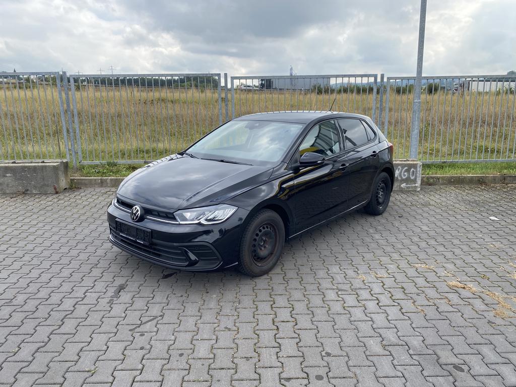 Volkswagen Polo 2023 г. Чёрный, пробег 50500 км