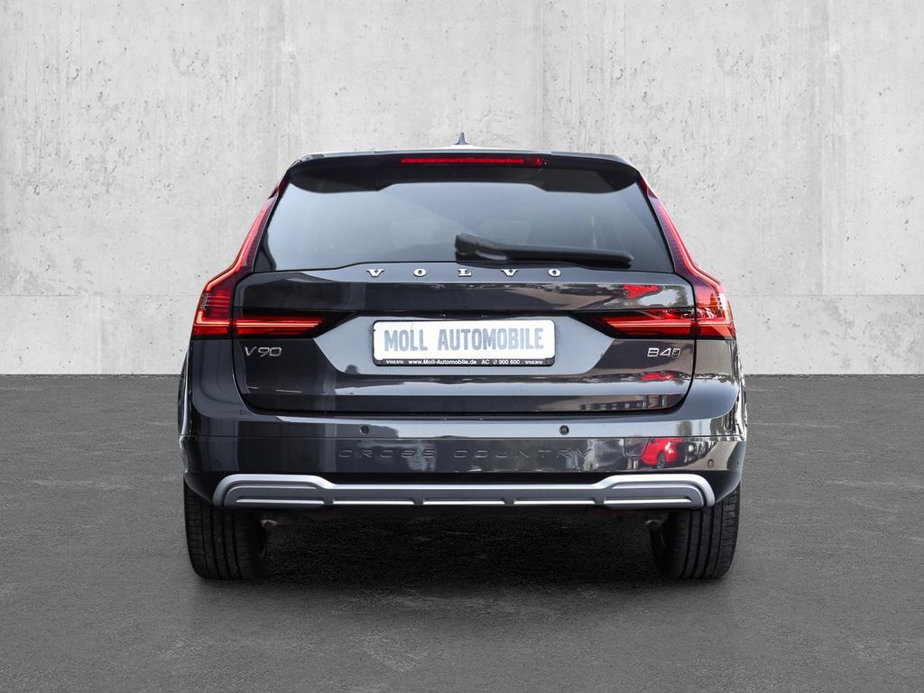 Volvo V90 Cross Country 2024 г. Серый, пробег 58513 км