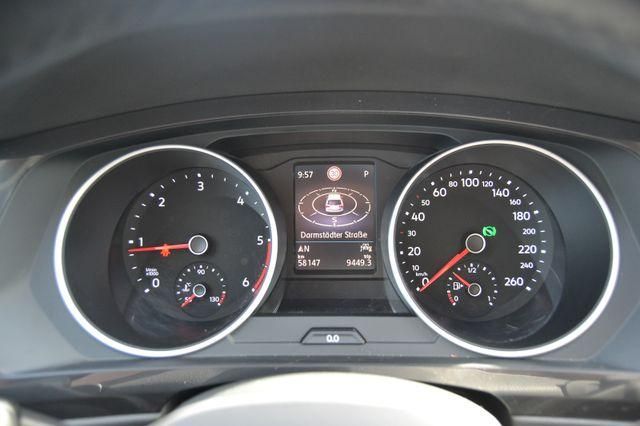 Volkswagen Tiguan 2022 г. Синий, пробег 59000 км
