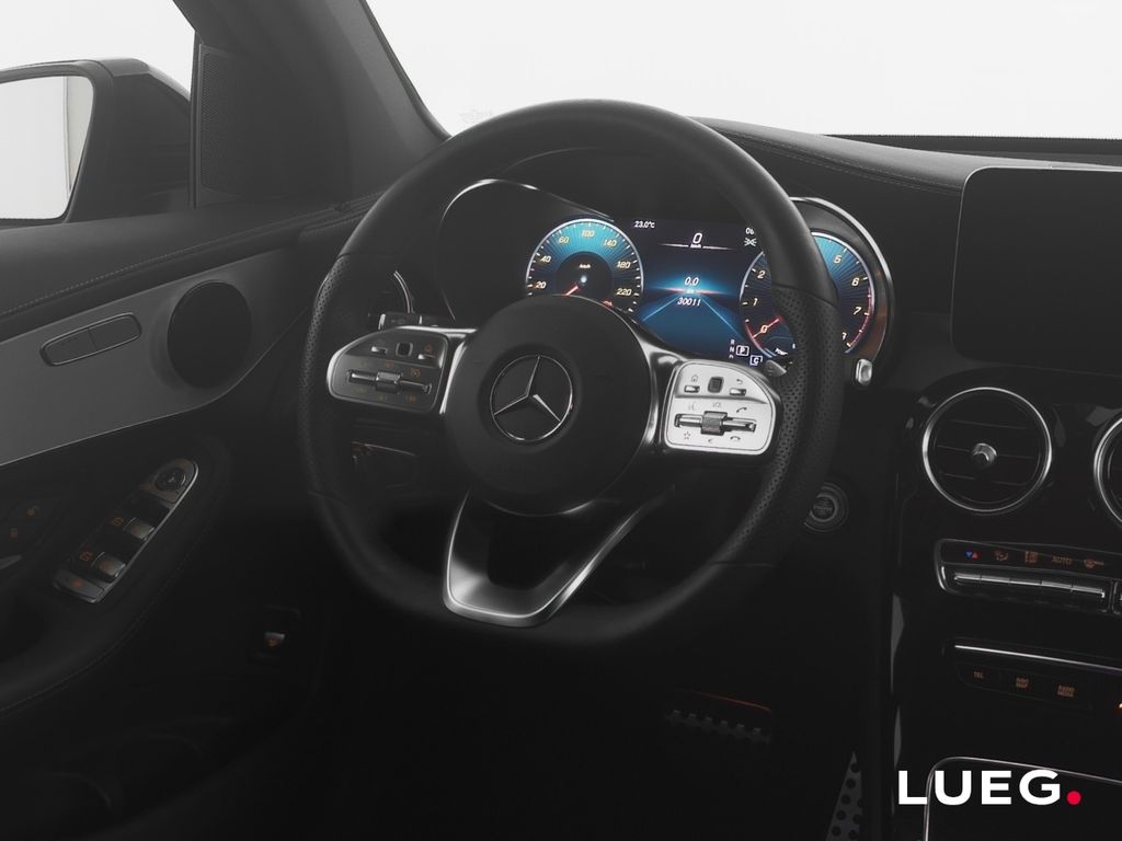 Mercedes-Benz GLC 200 2022 г. Серый, пробег 30009 км