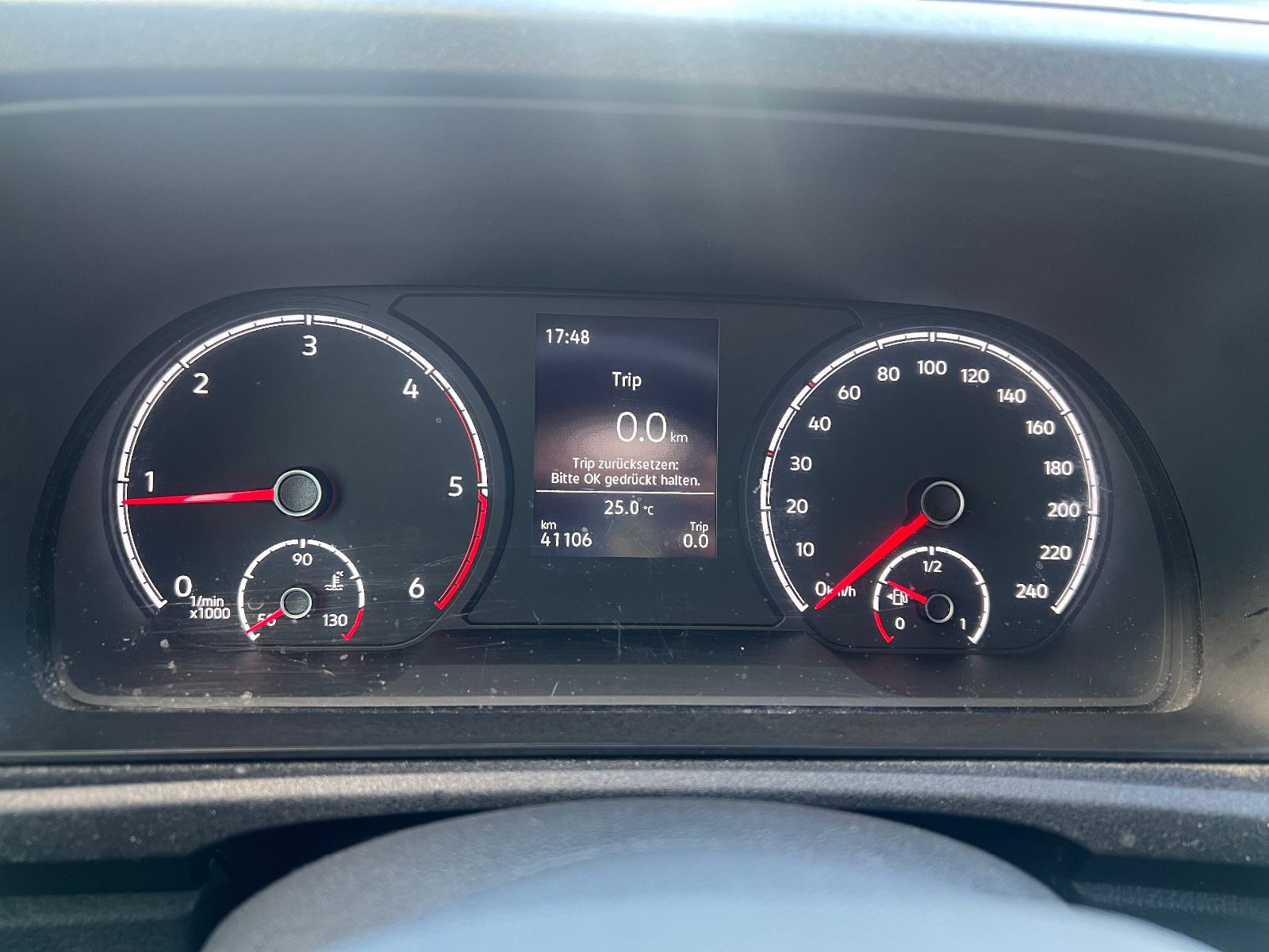 Volkswagen CADDY MAXI 2021 г. Белый, пробег 42000 км