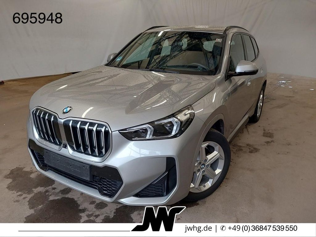 BMW X1 2024 г. Серебристый, пробег 33800 км