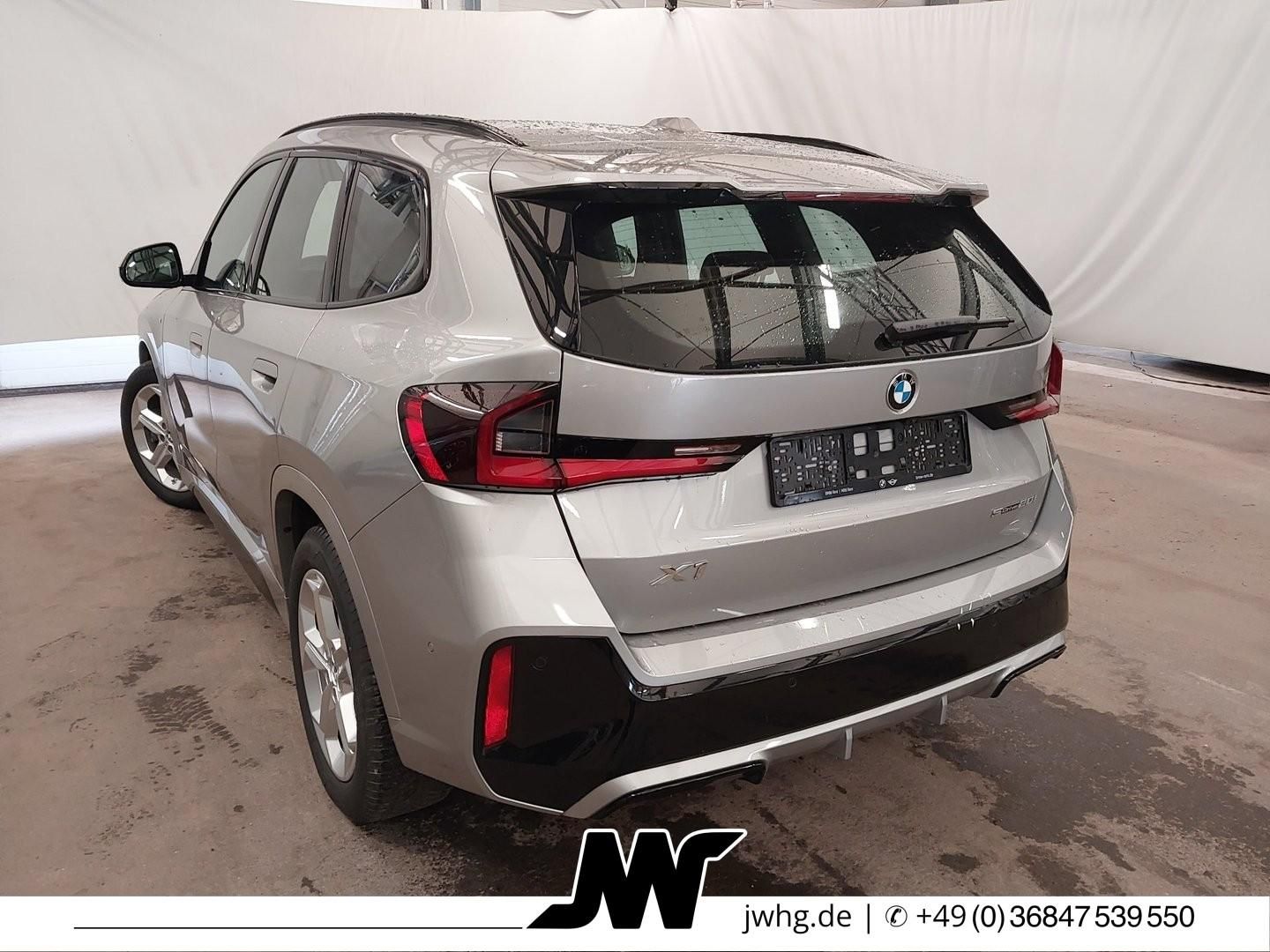 BMW X1 2024 г. Серебристый, пробег 33800 км