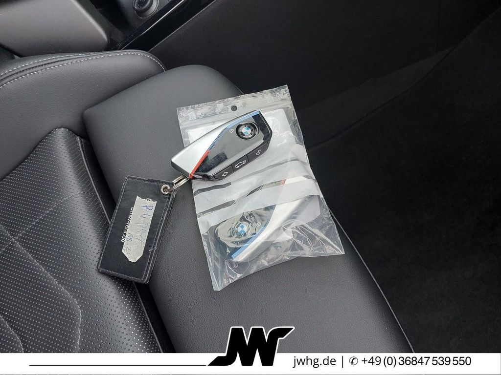 BMW X1 2024 г. Серебристый, пробег 33800 км