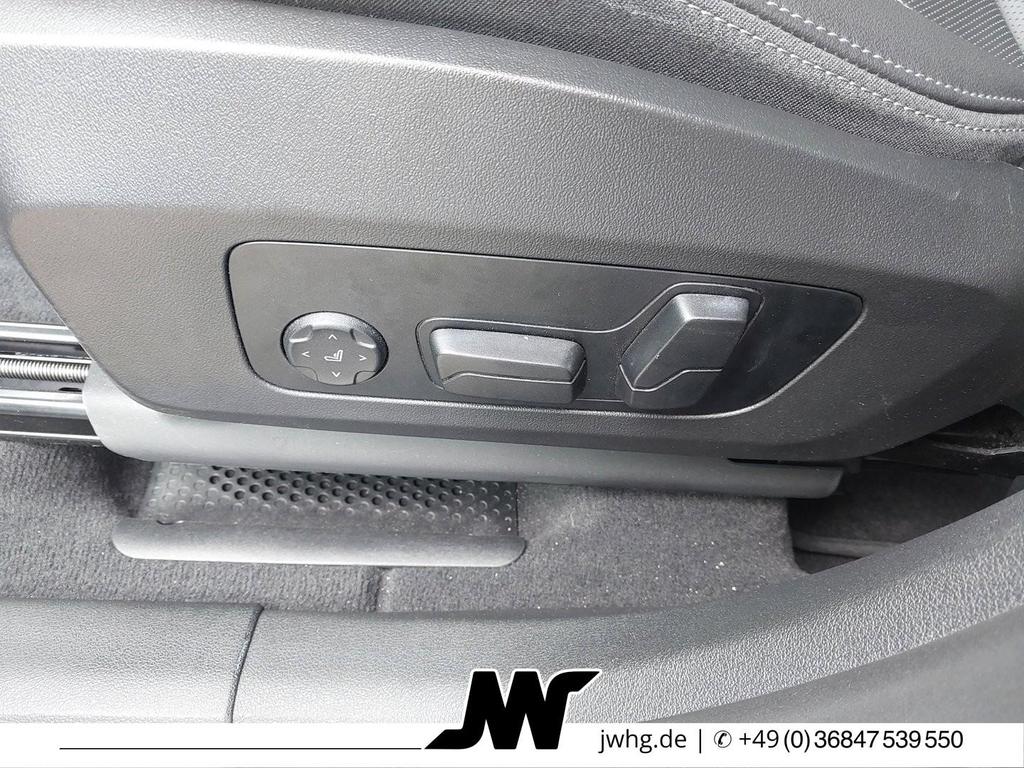 BMW X1 2024 г. Серебристый, пробег 33800 км