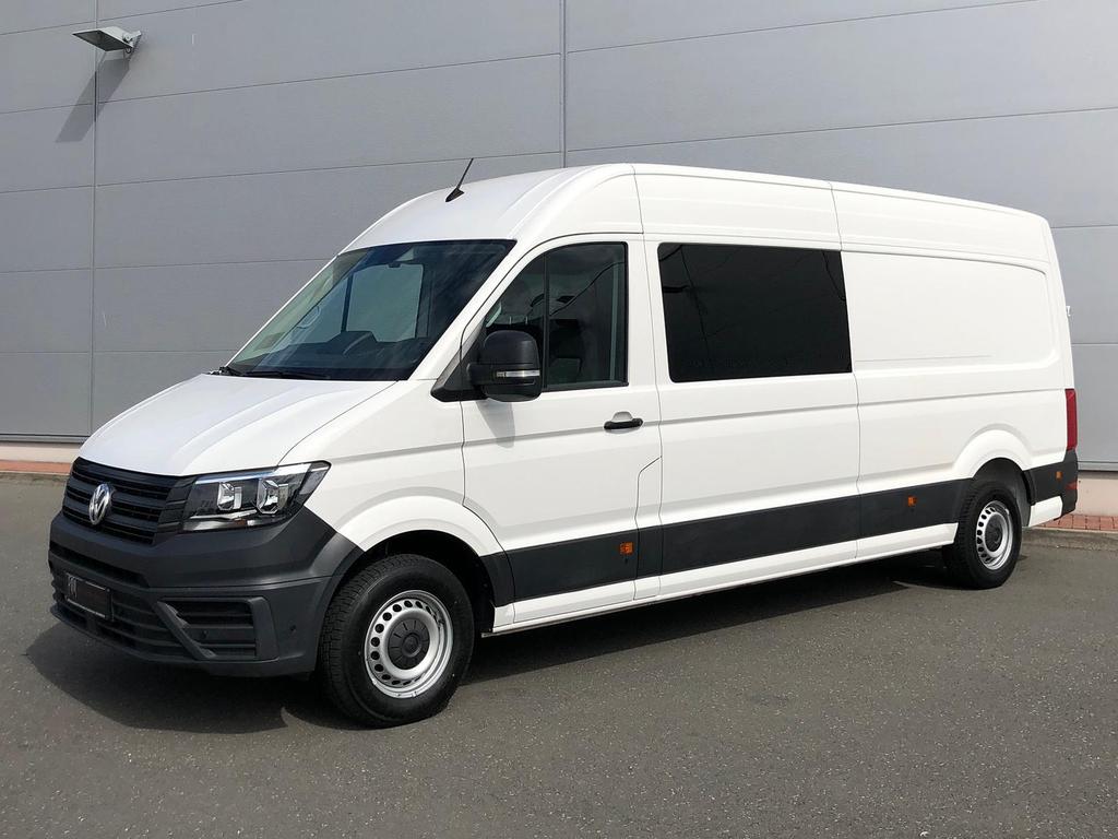 Volkswagen CRAFTER 2025 г. Белый, пробег 35000 км