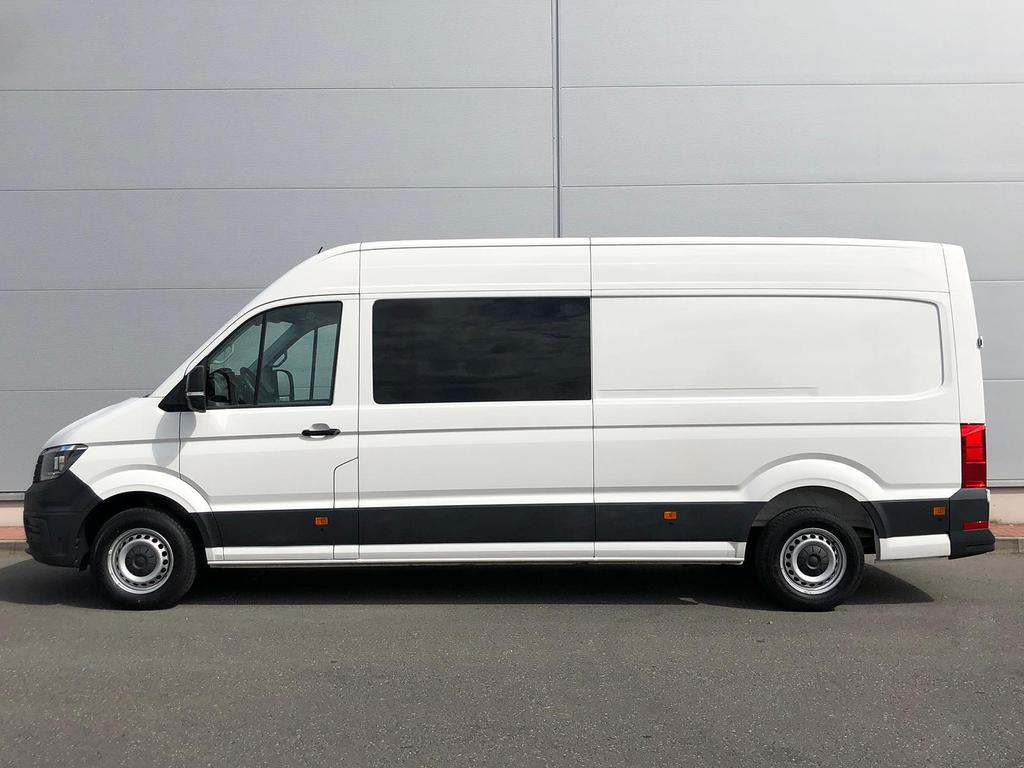 Volkswagen CRAFTER 2025 г. Белый, пробег 35000 км