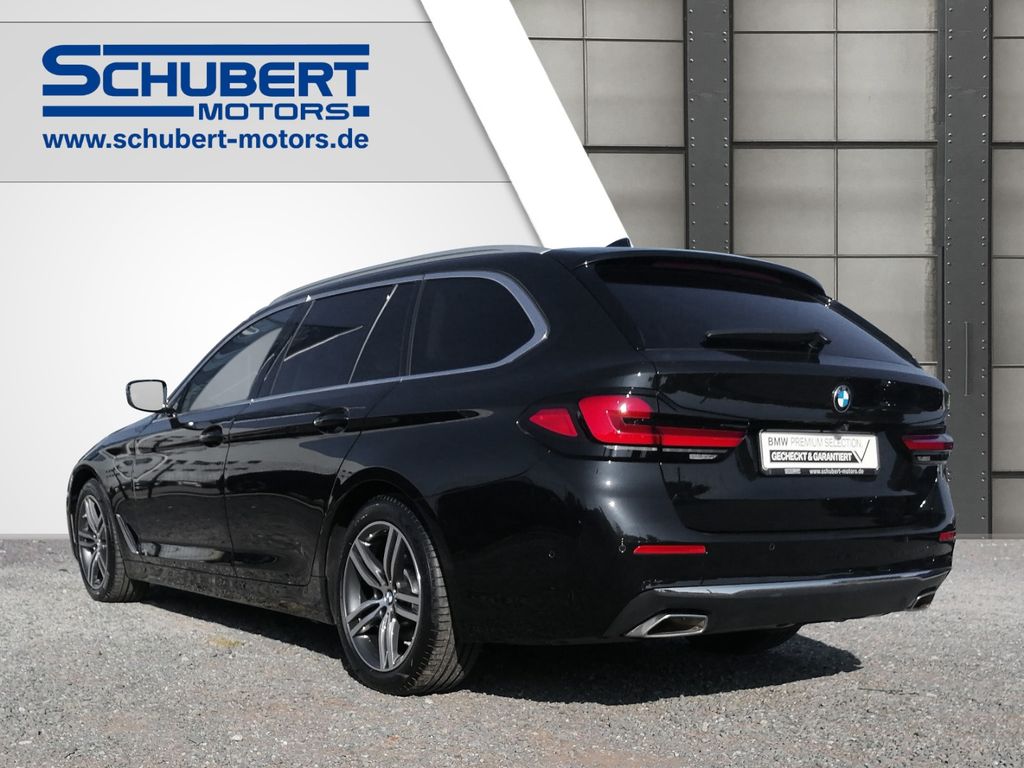 BMW 520 2023 г. Чёрный, пробег 58454 км