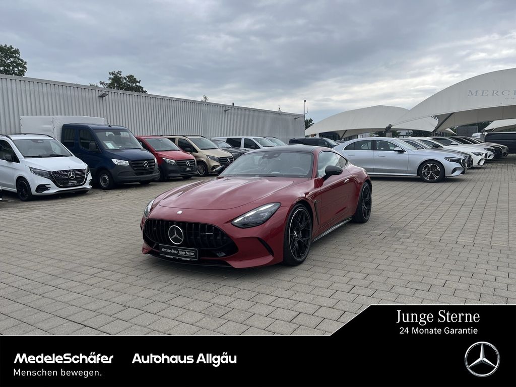 Mercedes-Benz AMG GT 2023 г. Красный, пробег 12721 км