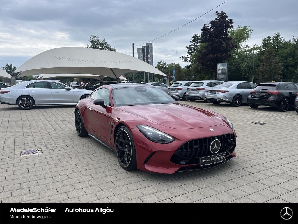 Mercedes-Benz AMG GT 2023 г. Красный, пробег 12721 км