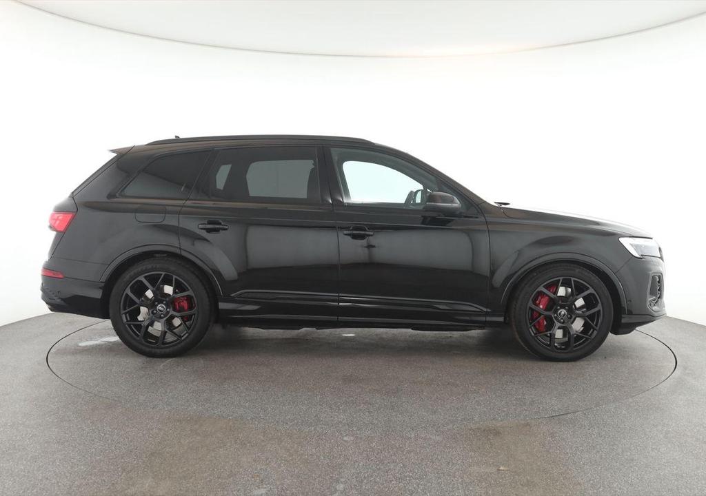 Audi SQ7 2024 г. Чёрный, пробег 36200 км