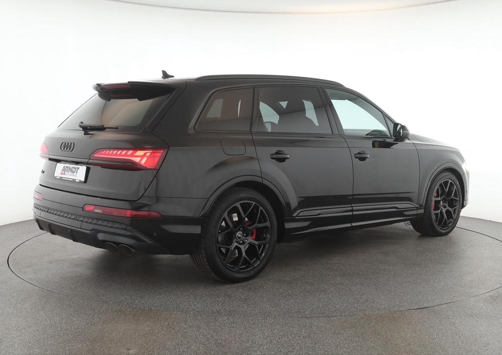 Audi SQ7 2024 г. Чёрный, пробег 32600 км