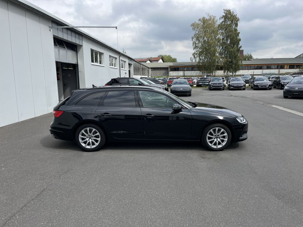 Audi A4 2022 г. Чёрный, пробег 47221 км