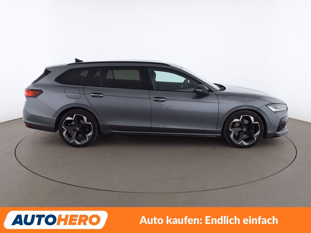 Skoda Superb 2025 г. Серый, пробег 45473 км