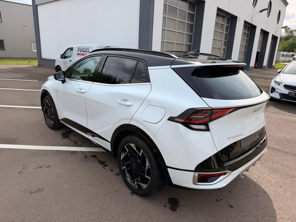 Kia Sportage 2022 г. Чёрный, пробег 38830 км