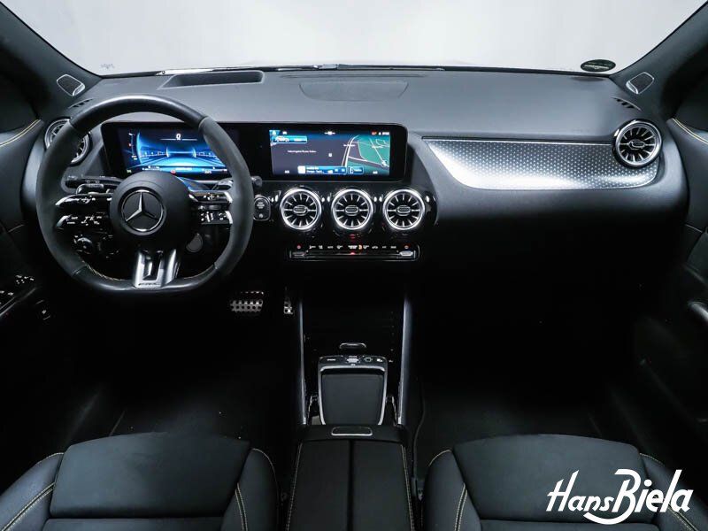 Mercedes-Benz GLA 45 AMG 2025 г. Чёрный, пробег 12485 км