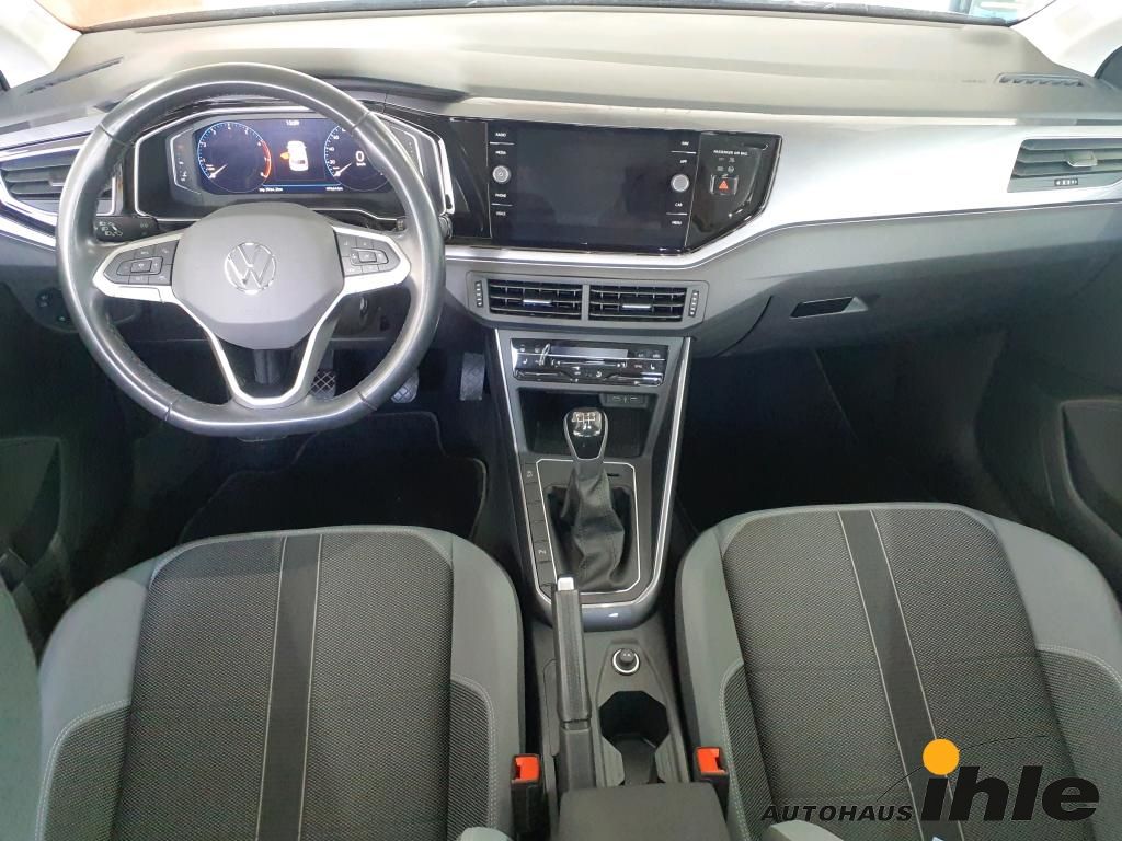 Volkswagen Polo 2023 г. Чёрный, пробег 49664 км