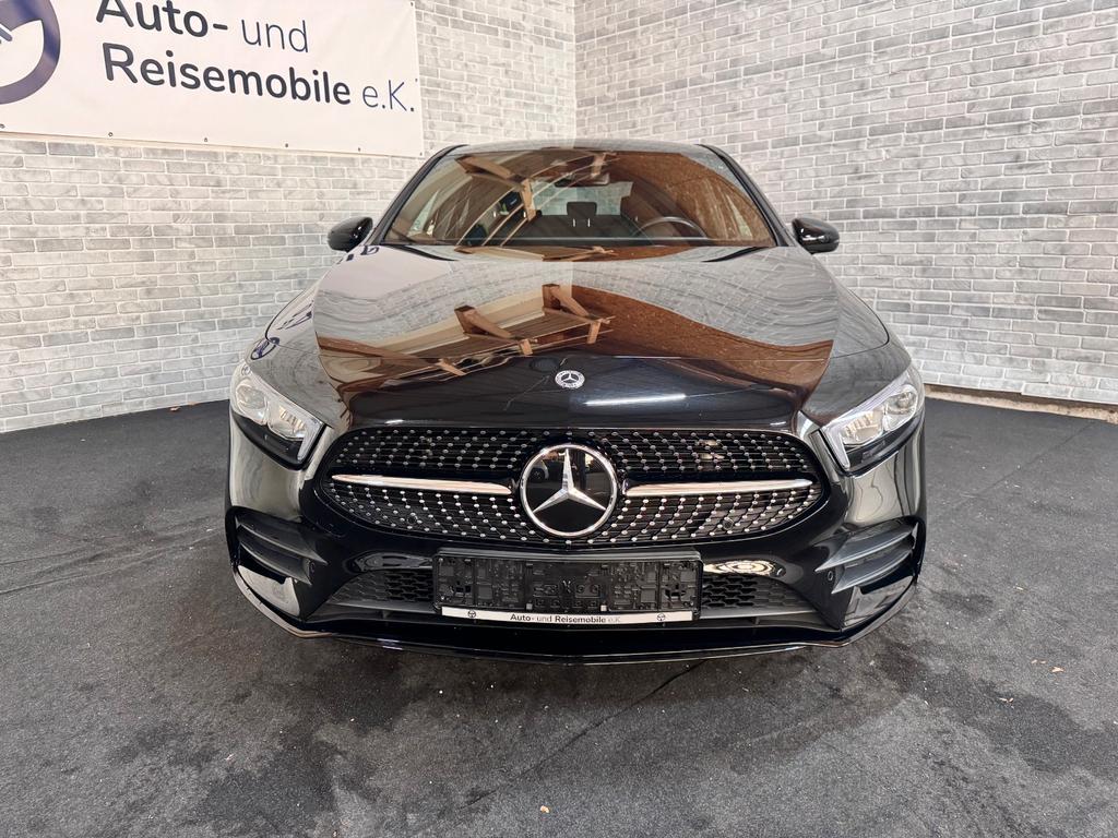 Mercedes-Benz A 200 2022 г. Чёрный, пробег 30000 км