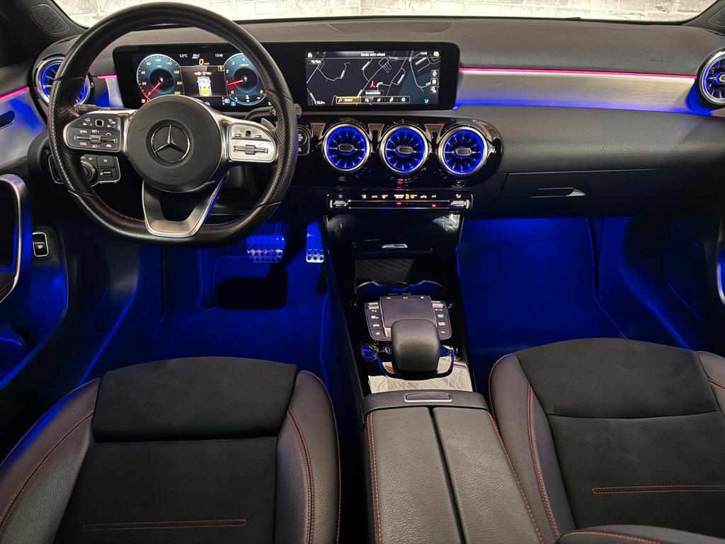 Mercedes-Benz A 200 2022 г. Чёрный, пробег 30000 км