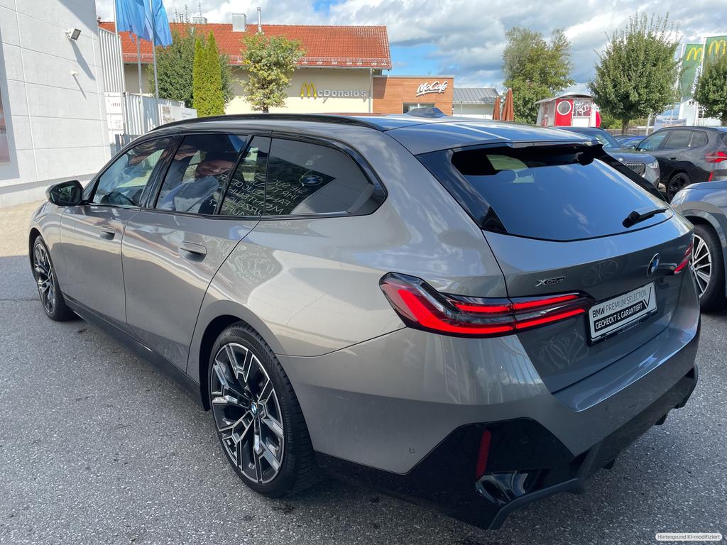 BMW 540 2025 г. Серый, пробег 16190 км