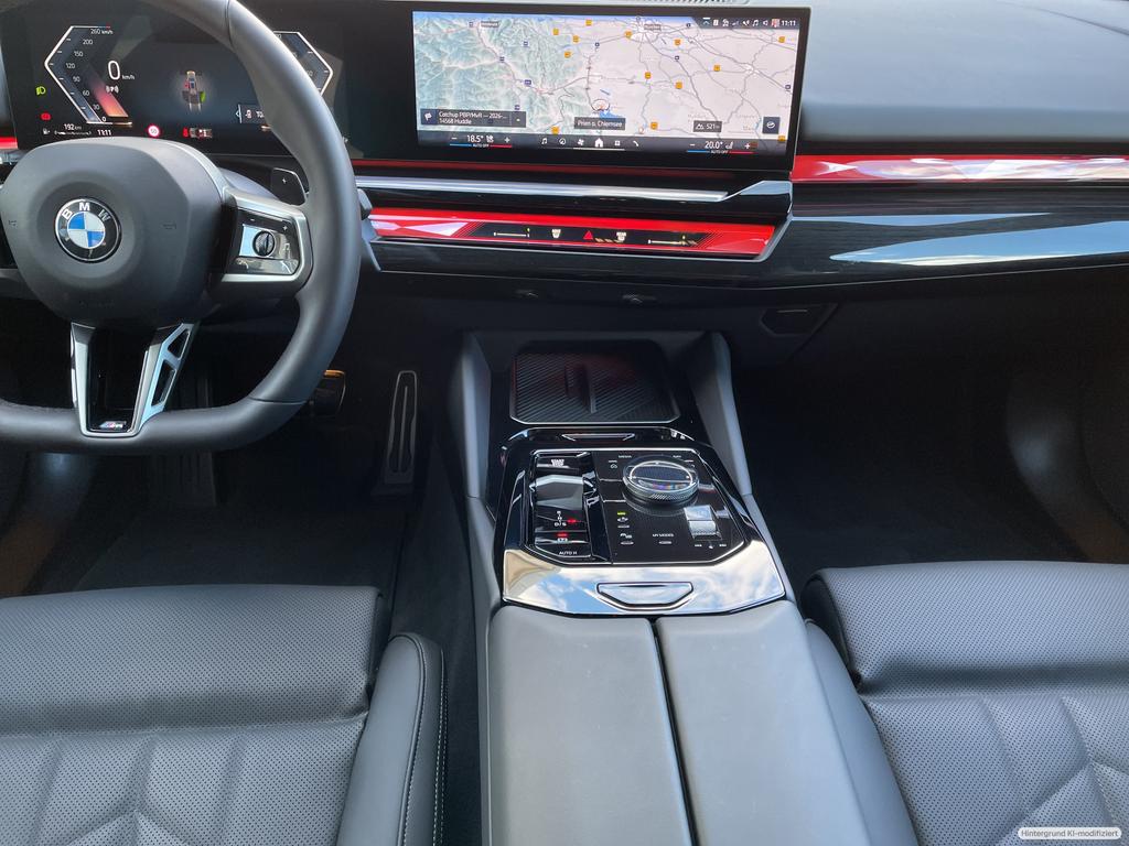 BMW 540 2025 г. Серый, пробег 16190 км