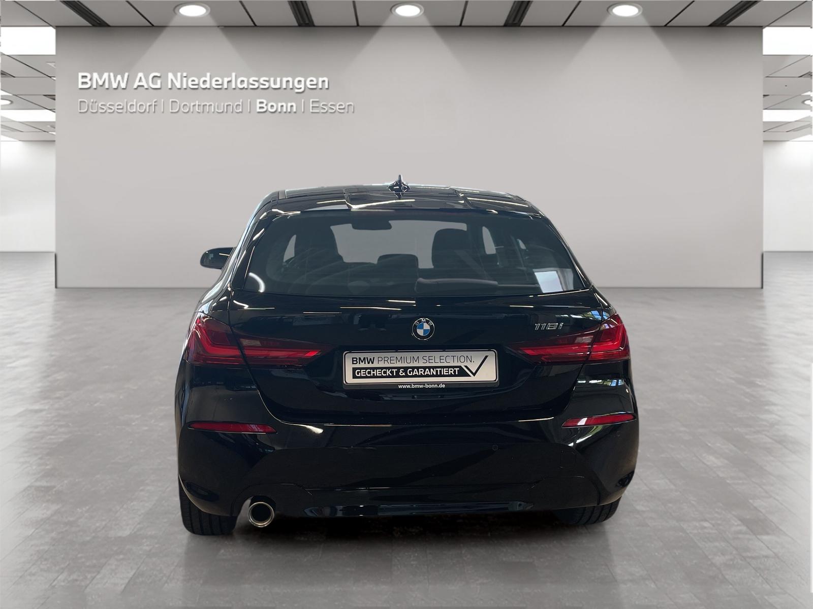 BMW 118 2023 г. Чёрный, пробег 41863 км