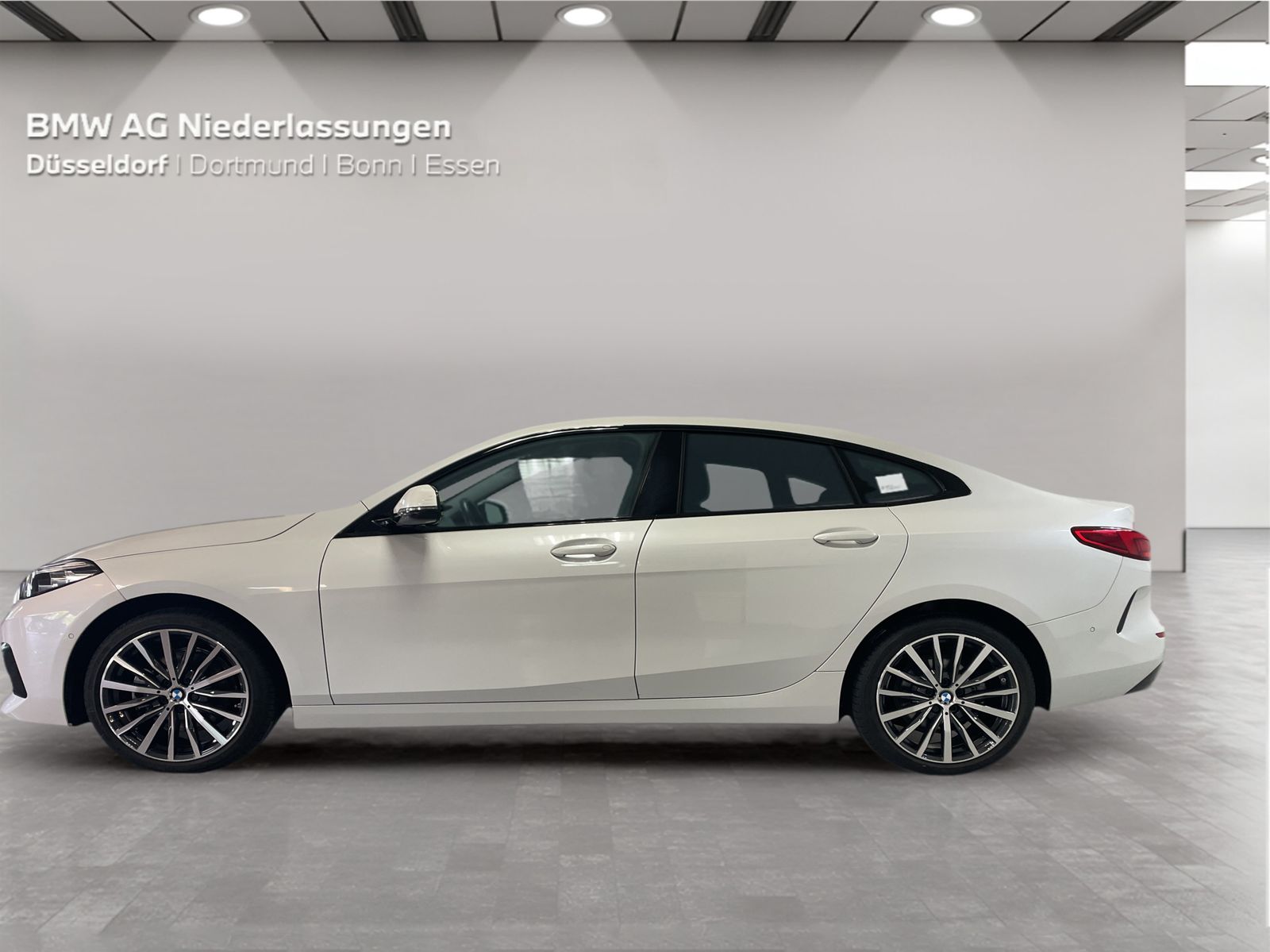 BMW 218 GRAN COUPÉ 2023 г. Белый, пробег 46455 км