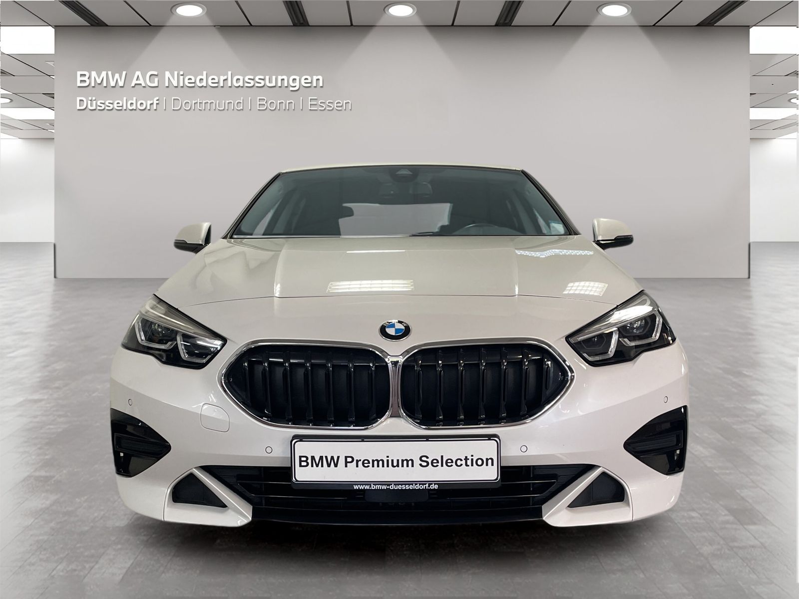 BMW 218 GRAN COUPÉ 2023 г. Белый, пробег 46455 км