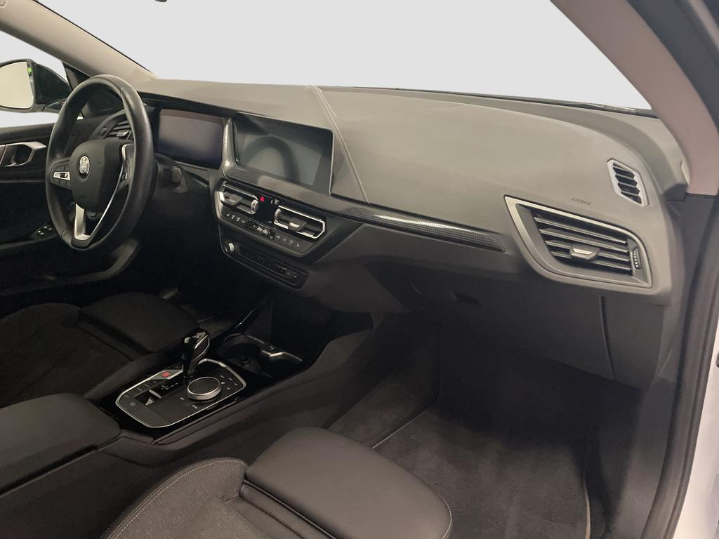 BMW 218 GRAN COUPÉ 2023 г. Белый, пробег 46455 км