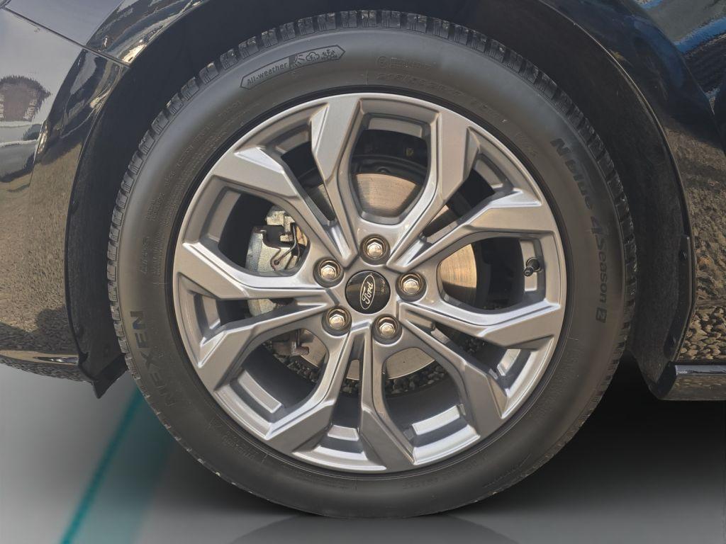 Ford Focus 2022 г. Чёрный, пробег 55625 км