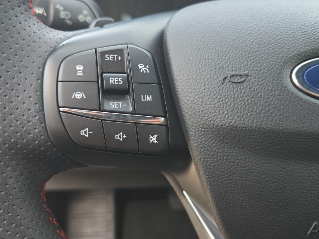 Ford Focus 2022 г. Чёрный, пробег 55625 км