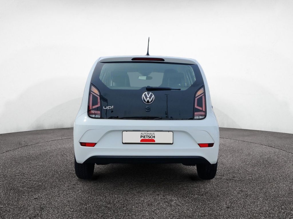 Volkswagen up! 2022 г. Белый, пробег 38799 км