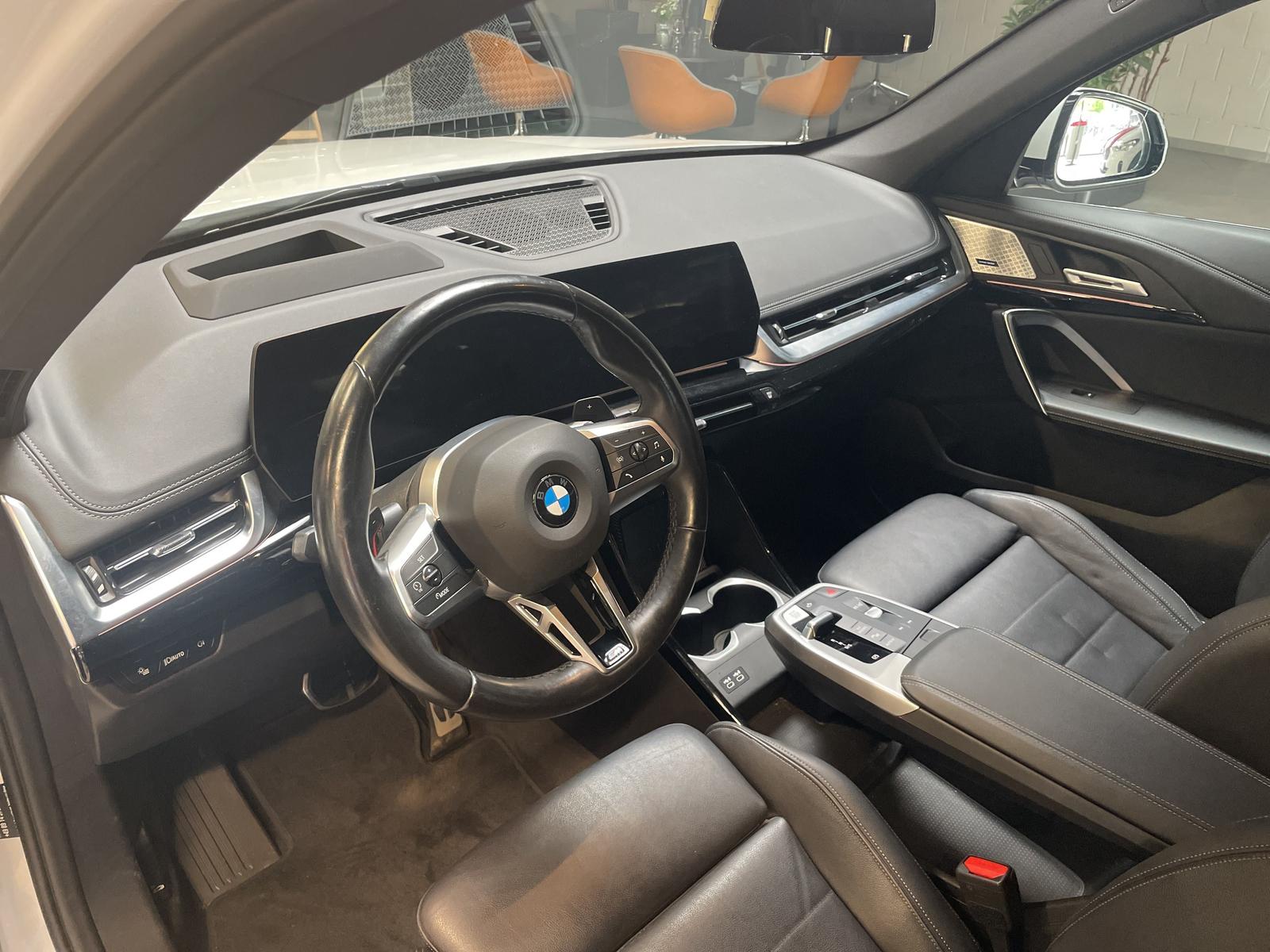 BMW X1 2023 г. Белый, пробег 43515 км