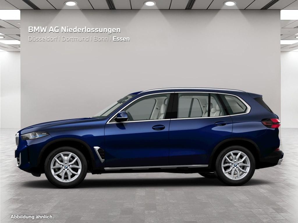 BMW X5 2023 г. Синий, пробег 18453 км