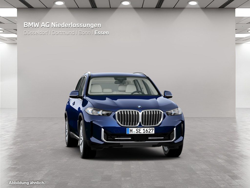BMW X5 2023 г. Синий, пробег 18453 км