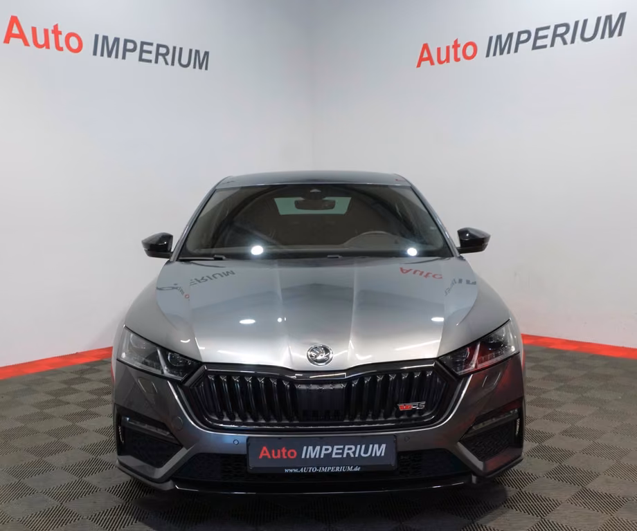 Skoda Octavia 2023 г. Серый, пробег 57168 км