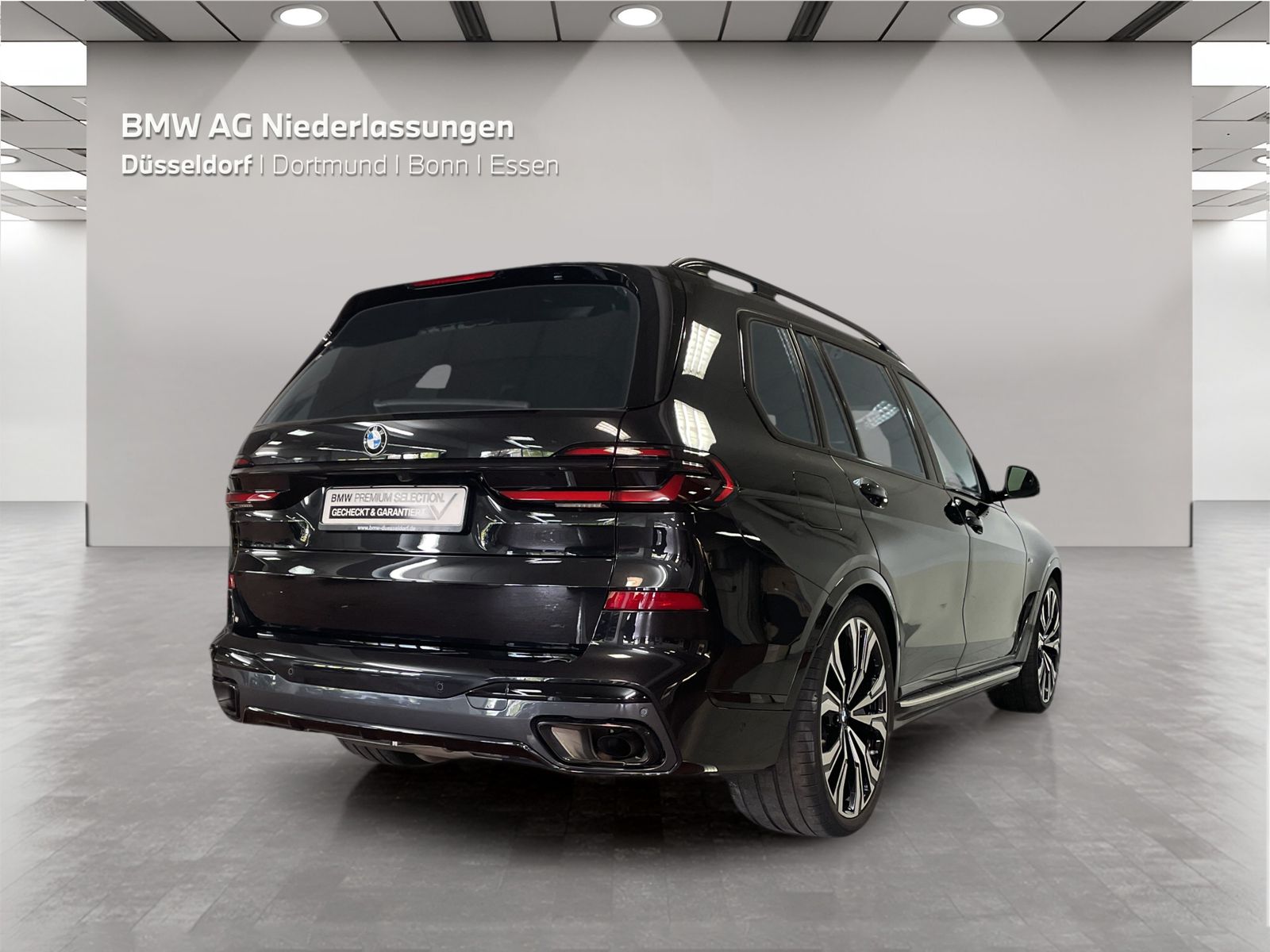 BMW X7 2023 г. Чёрный, пробег 56368 км