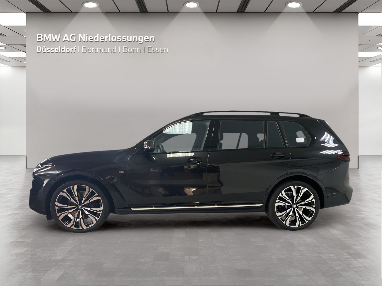 BMW X7 2023 г. Чёрный, пробег 56368 км