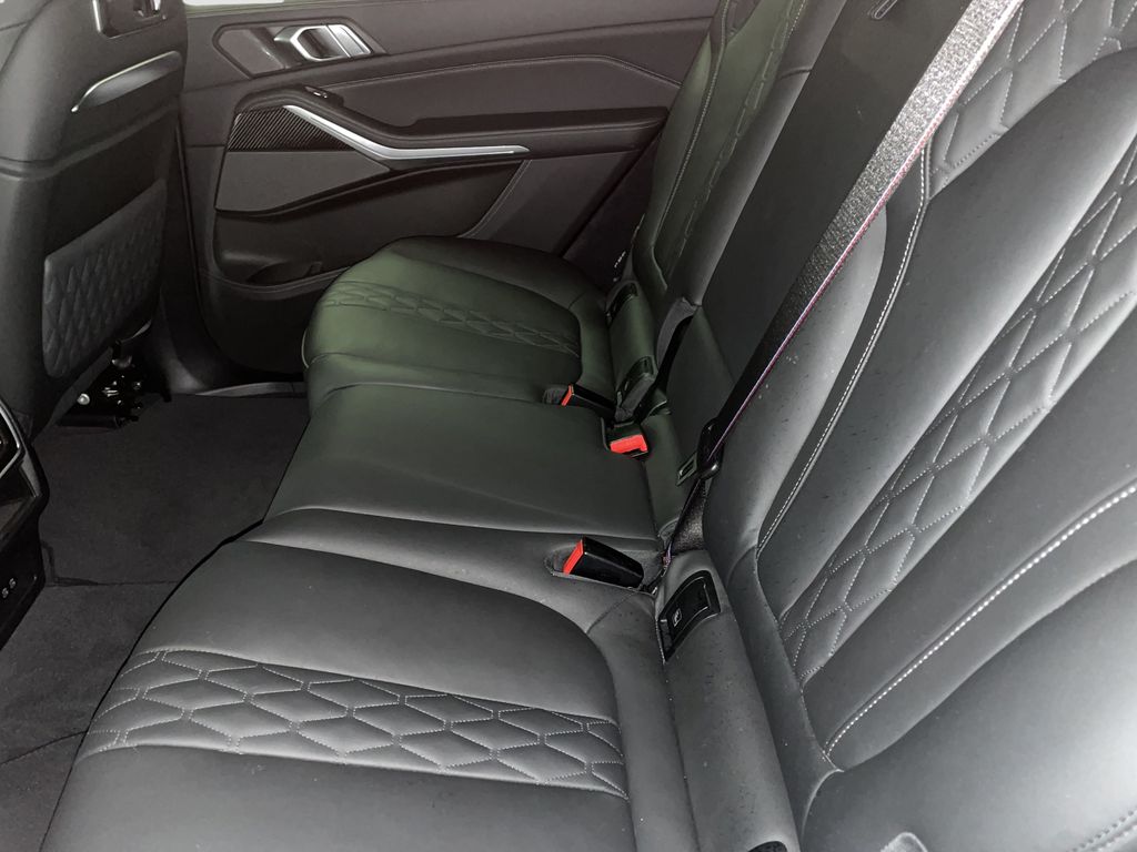 BMW X7 2023 г. Чёрный, пробег 56368 км