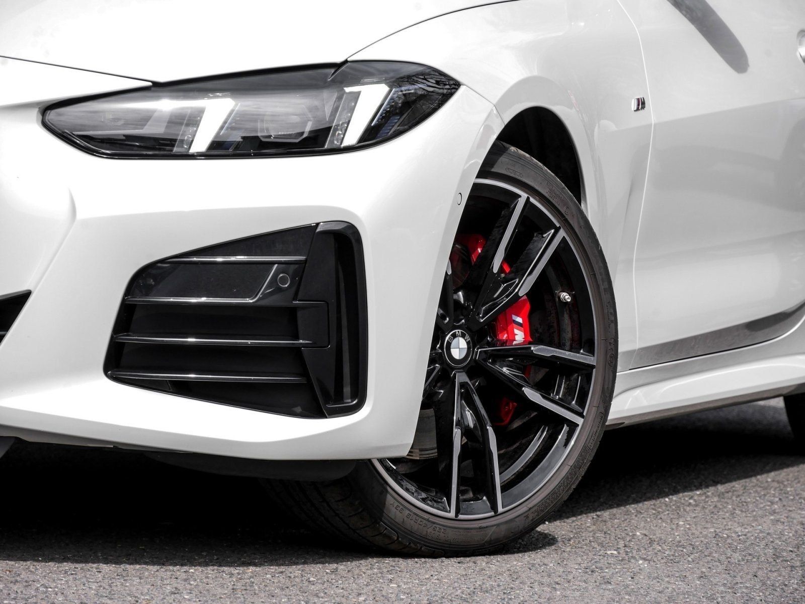 BMW M440 2025 г. Белый, пробег 24001 км