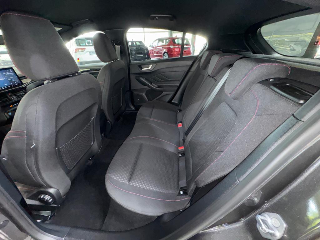 Ford Focus 2022 г. Серый, пробег 39122 км